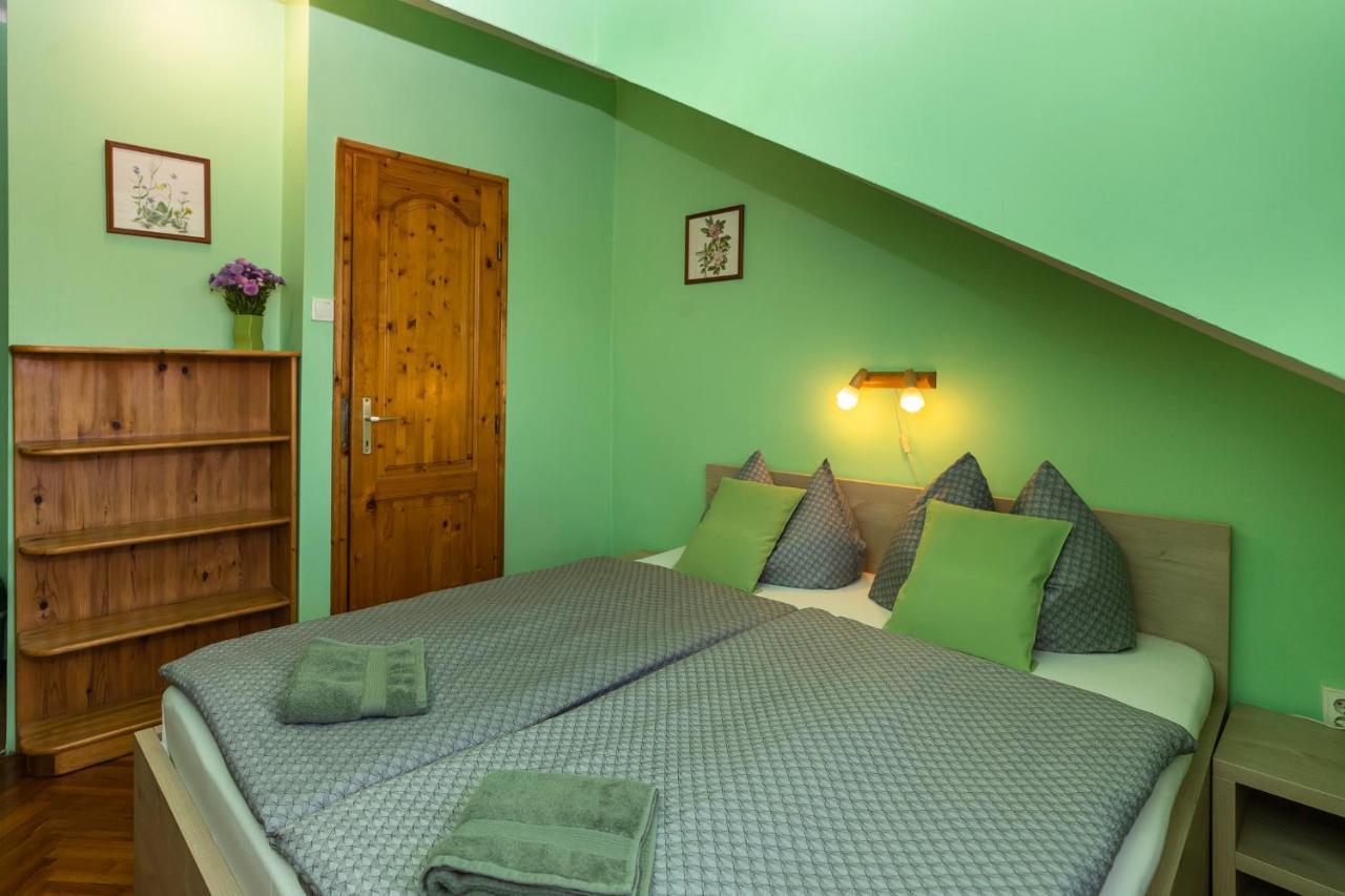 Bed and Breakfast Cecey Vendeghaz Eger Exteriér fotografie