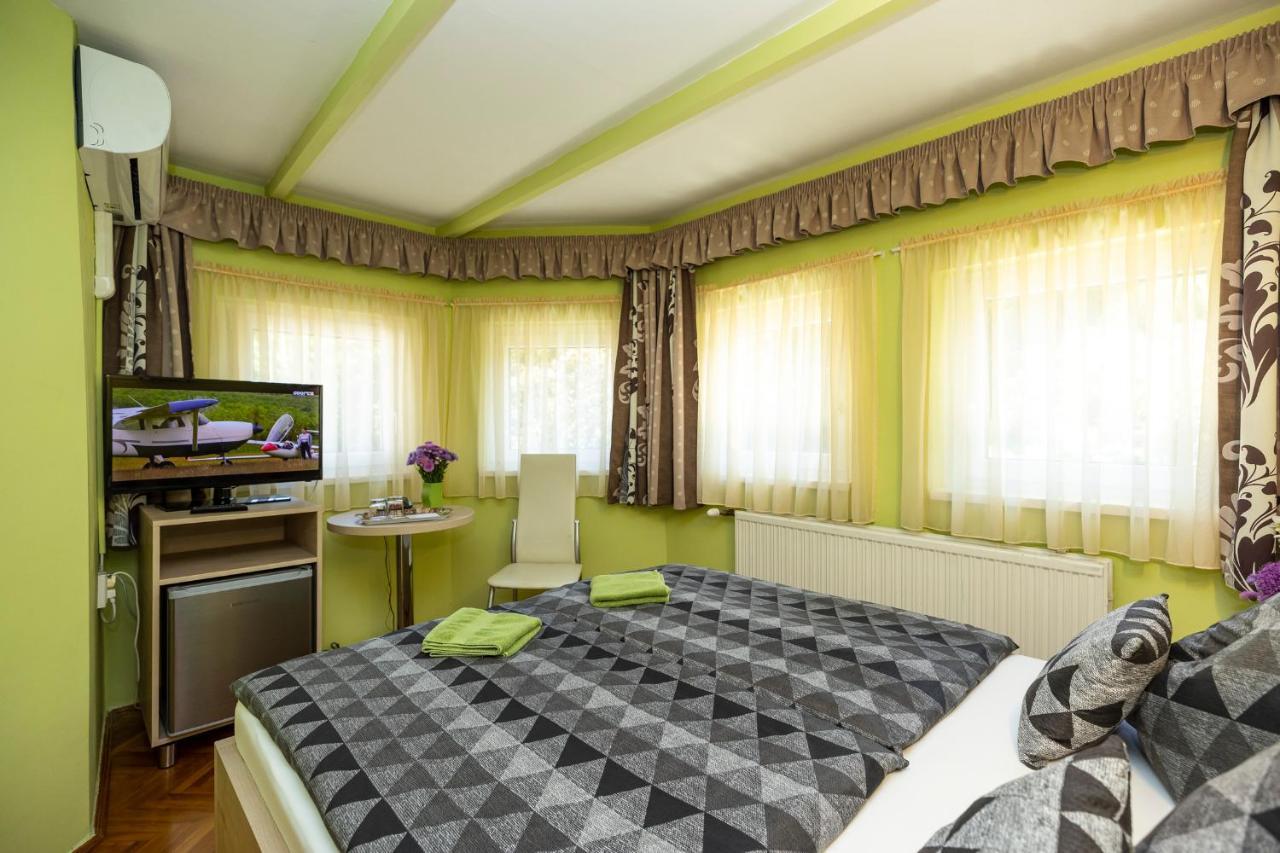 Bed and Breakfast Cecey Vendeghaz Eger Exteriér fotografie