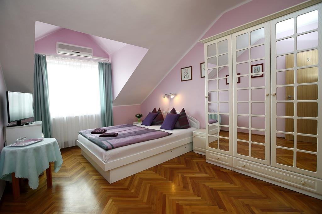 Bed and Breakfast Cecey Vendeghaz Eger Pokoj fotografie